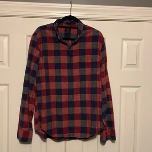 J Crew Homespun button down shirt. Size XL smoke free home